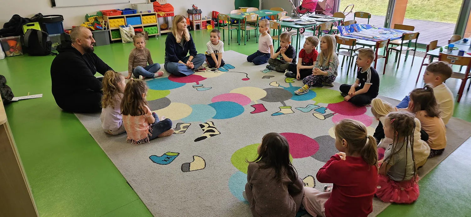  Dzieci i wychowawczyni